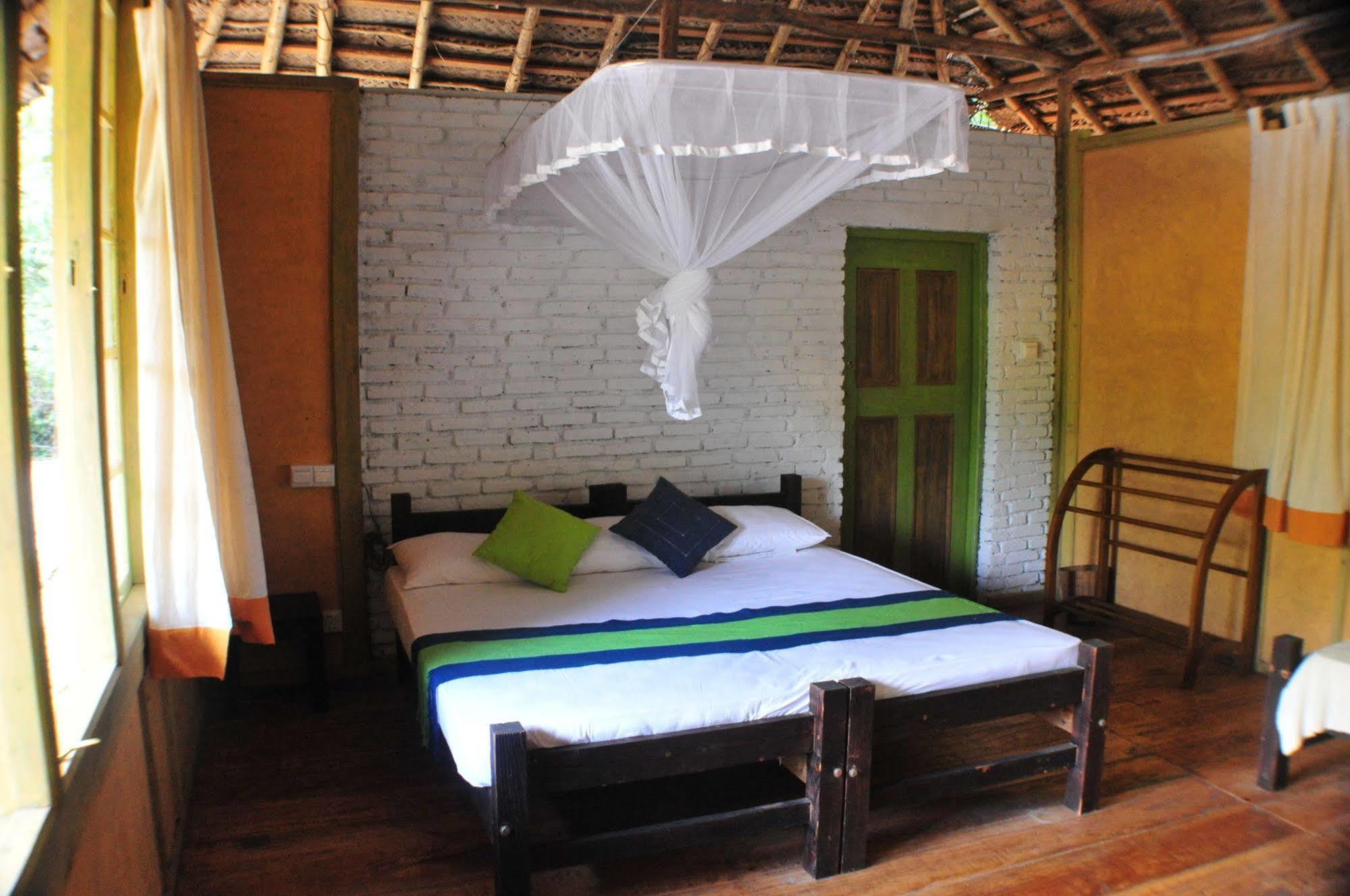 Back Of Beyond - Wild Haven Villa Sigiriya Exterior foto