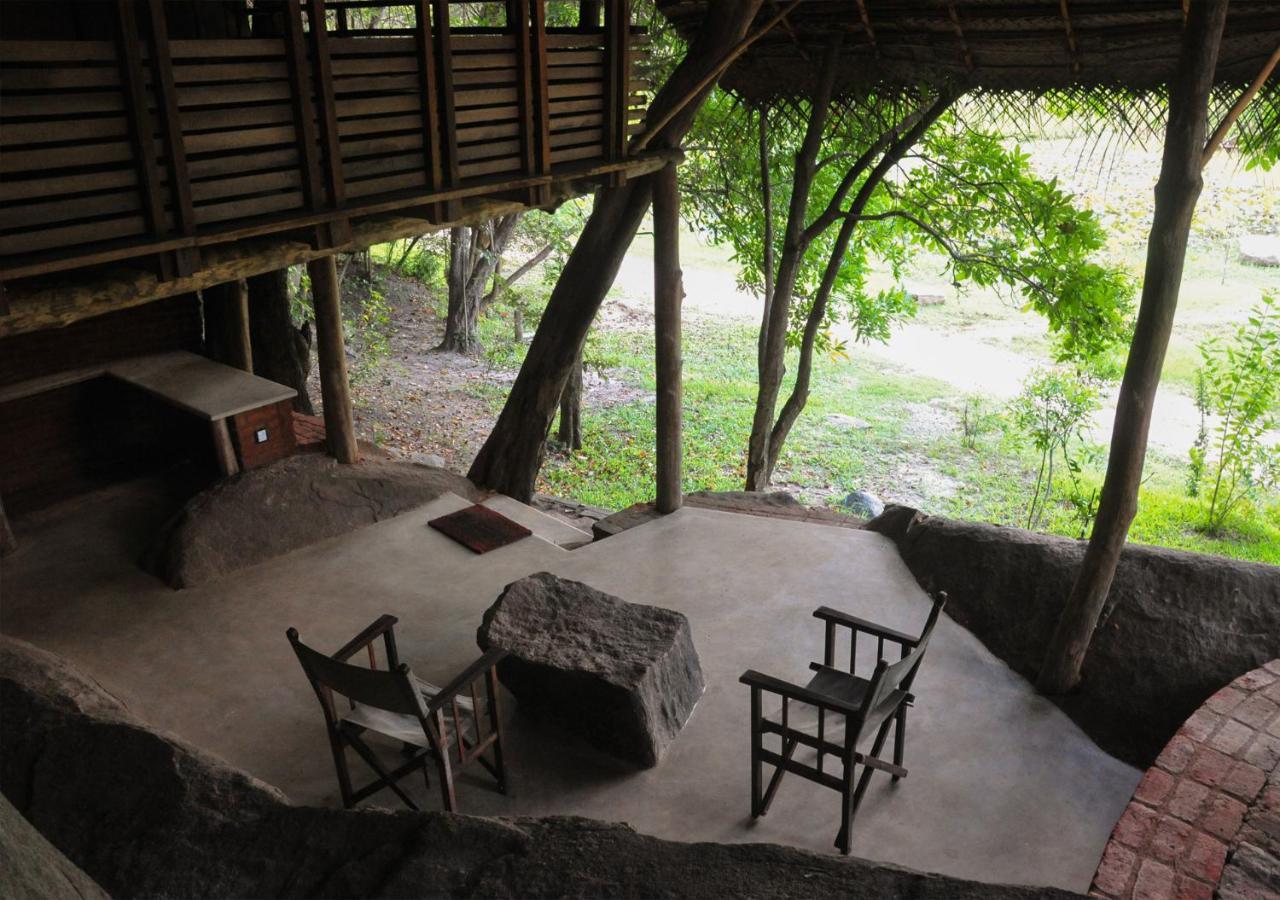 Back Of Beyond - Wild Haven Villa Sigiriya Exterior foto